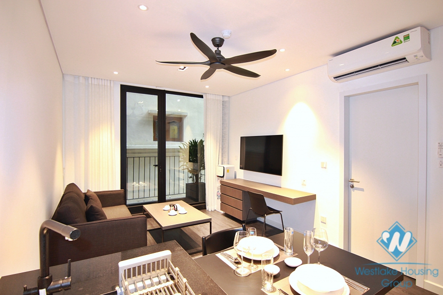 A bright modern  apartment with  charming balcony in Tay Ho for rent